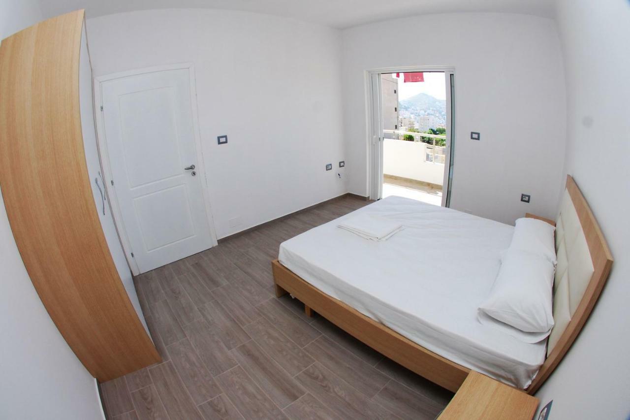 Rafail'S Apartment Sarandë Eksteriør billede